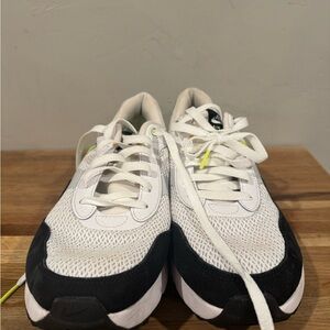 Nike White and Black Sneakers
